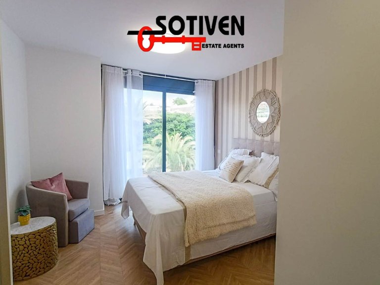 Town House for Sale in Guía De Isora, Sta.cruz Tener. 14