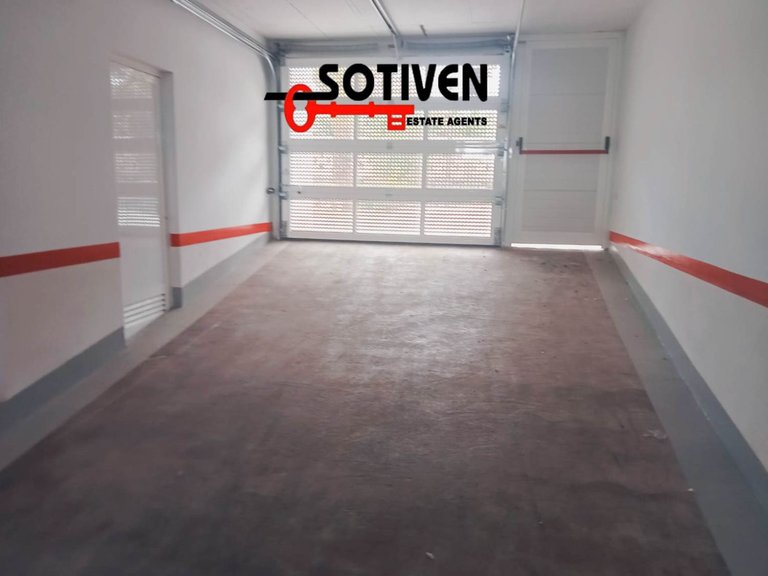 Town House for Sale in Guía De Isora, Sta.cruz Tener. 31