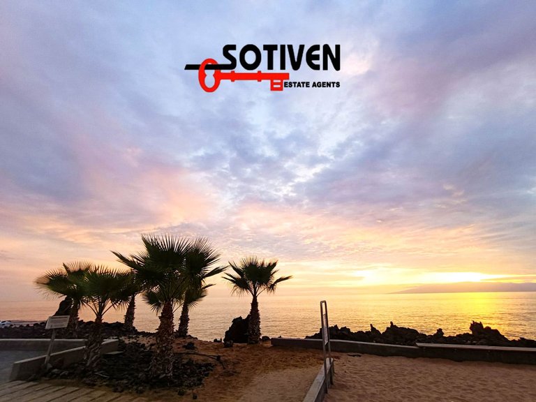 Town House for Sale in Guía De Isora, Sta.cruz Tener. 33