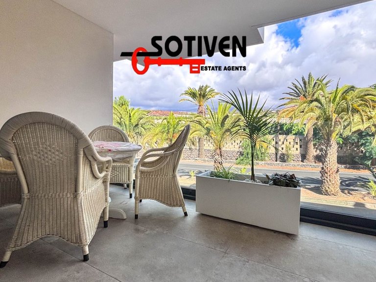 Town House for Sale in Guía De Isora, Sta.cruz Tener. 3