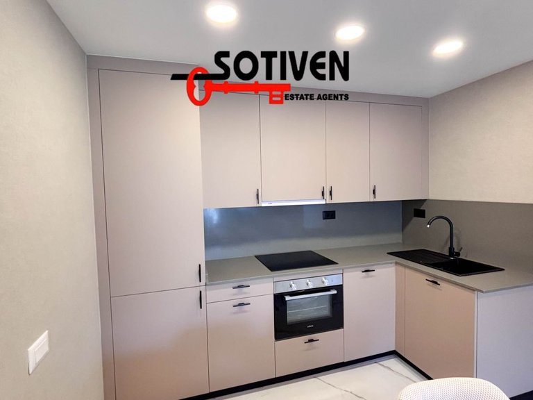 Town House for Sale in Guía De Isora, Sta.cruz Tener. 9