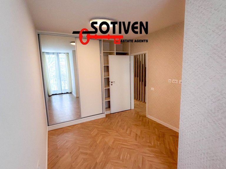 Town House for Sale in Guía De Isora, Sta.cruz Tener. 18