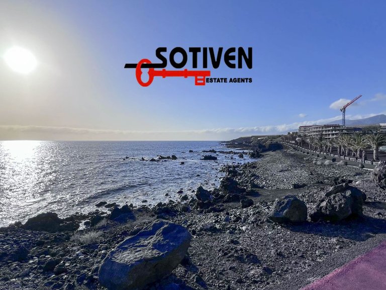Town House for Sale in Guía De Isora, Sta.cruz Tener. 31