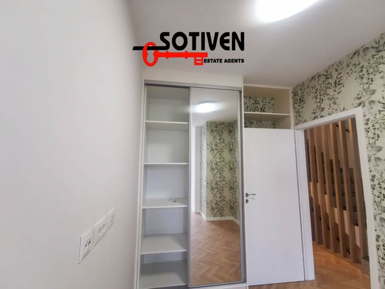 Town House for Sale in Guía De Isora, Sta.cruz Tener. 12