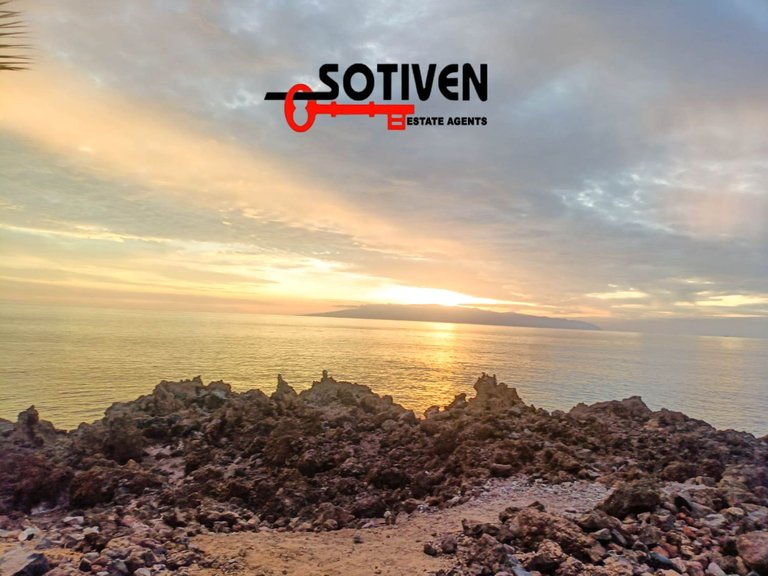 Town House for Sale in Guía De Isora, Sta.cruz Tener. 29