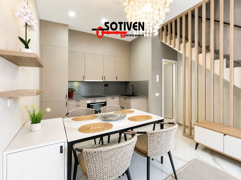 Town House for Sale in Guía De Isora, Sta.cruz Tener. 2