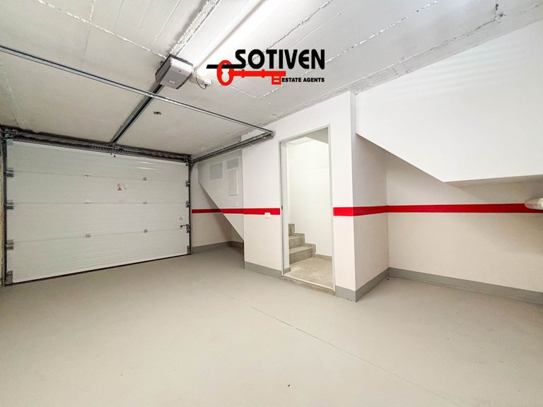 Town House for Sale in Guía De Isora, Sta.cruz Tener. 26