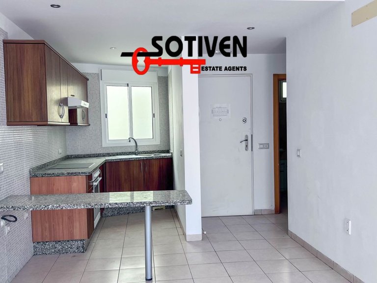 Apartment for Sale in Santiago Del Teide, Sta.cruz Tener. 8