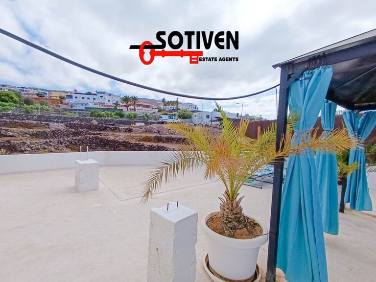 Town House for Sale in Adeje, Sta.cruz Tener. 22
