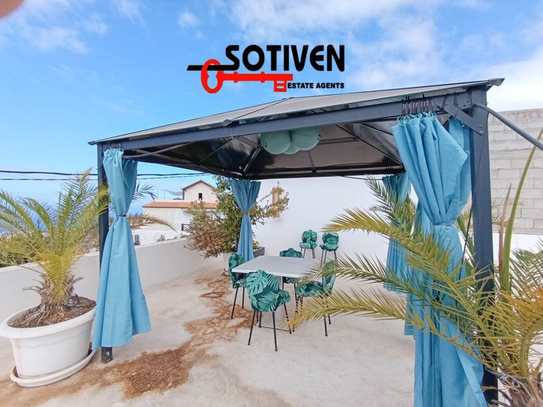Town House for Sale in Adeje, Sta.cruz Tener. 23