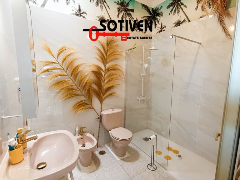 Town House for Sale in Adeje, Sta.cruz Tener. 33