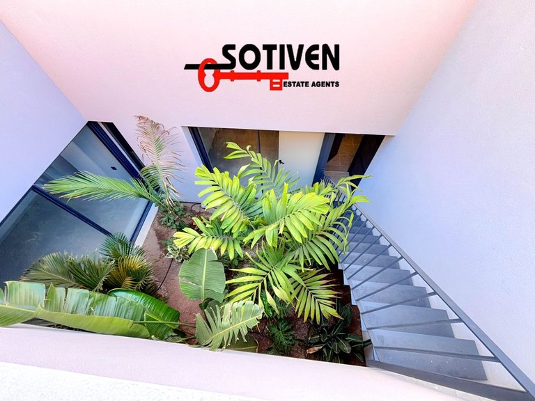 Villa for Sale in Adeje, Sta.cruz Tener. 16