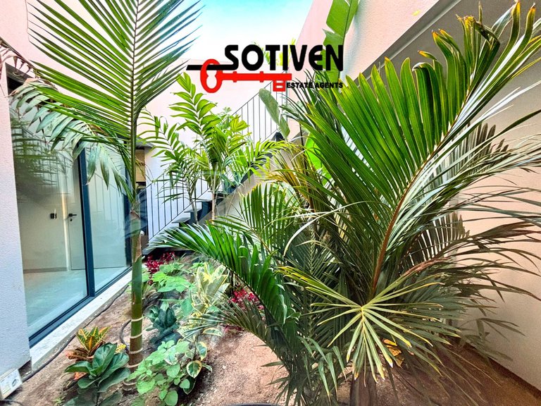 Villa for Sale in Adeje, Sta.cruz Tener. 17