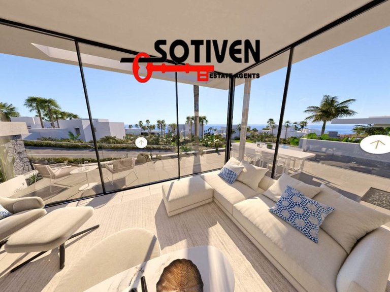 Villa for Sale in Guía De Isora, Sta.cruz Tener. 16