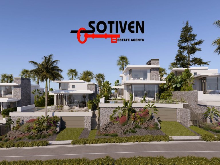 Villa for Sale in Guía De Isora, Sta.cruz Tener. 7