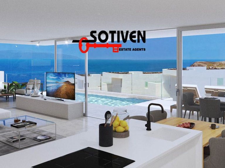 Villa for Sale in Adeje, Sta.cruz Tener. 4