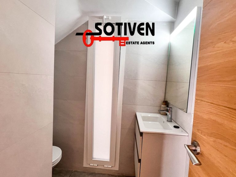 Town House for Sale in Guía De Isora, Sta.cruz Tener. 15