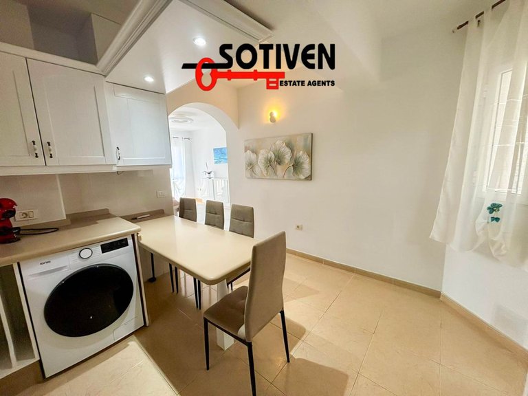 Apartment for Sale in Guía De Isora, Sta.cruz Tener. 6