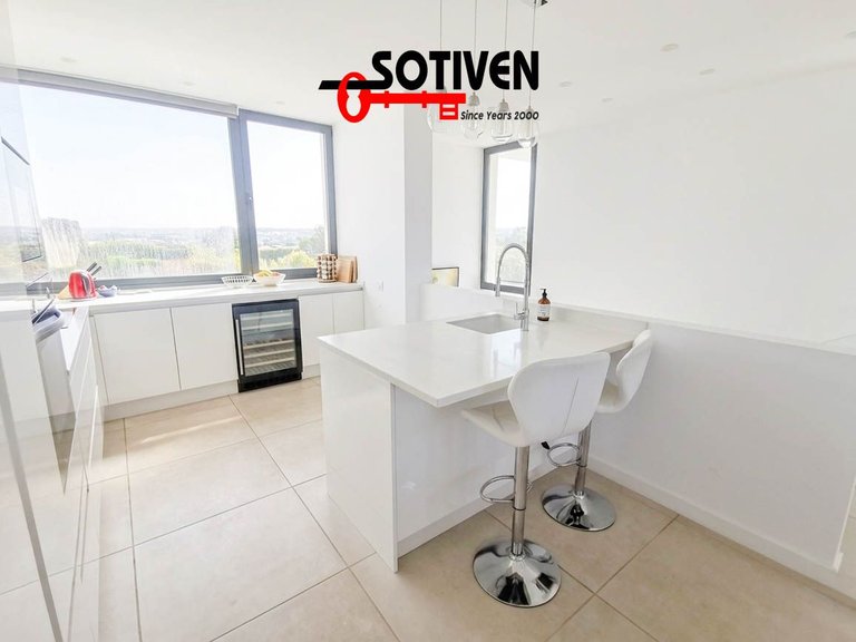 Villa for Sale in Adeje, Sta.cruz Tener. 29