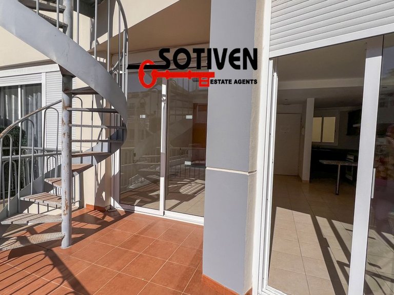 Apartment for Sale in Santiago Del Teide, Sta.cruz Tener. 2