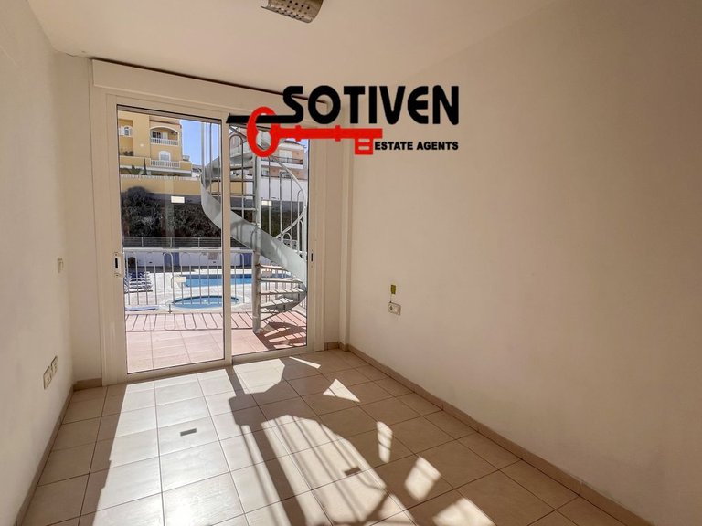 Apartment for Sale in Santiago Del Teide, Sta.cruz Tener. 8