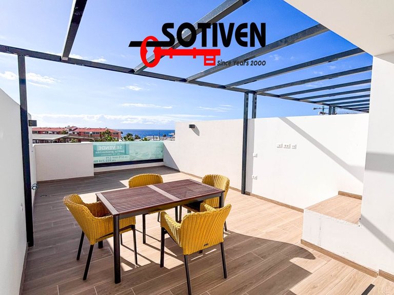Town House for Sale in Guía De Isora, Sta.cruz Tener. 9