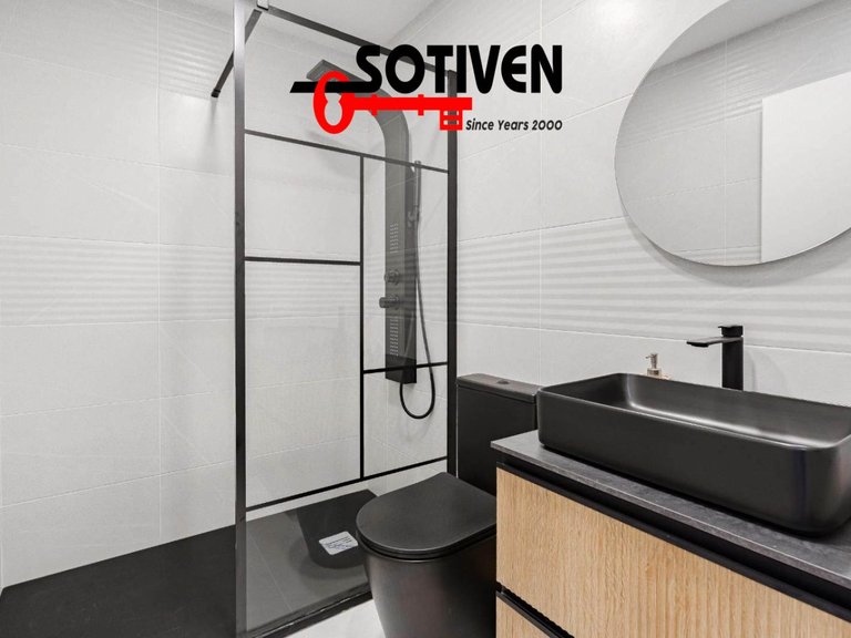 Town House for Sale in Guía De Isora, Sta.cruz Tener. 23