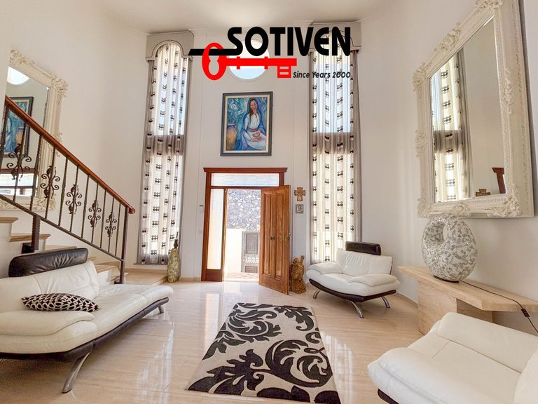 Villa for Sale in Adeje, Sta.cruz Tener. 15