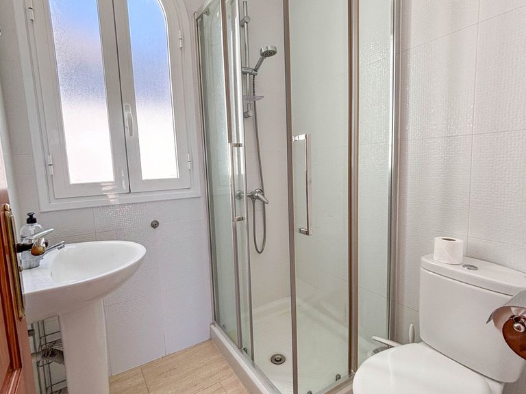 Villa for Sale in Adeje, Sta.cruz Tener. 39