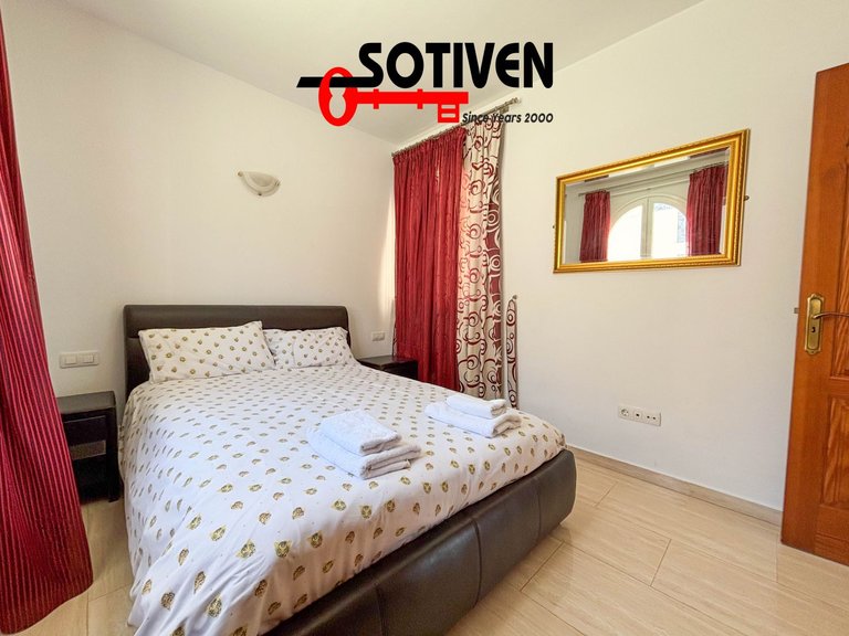 Villa for Sale in Adeje, Sta.cruz Tener. 38