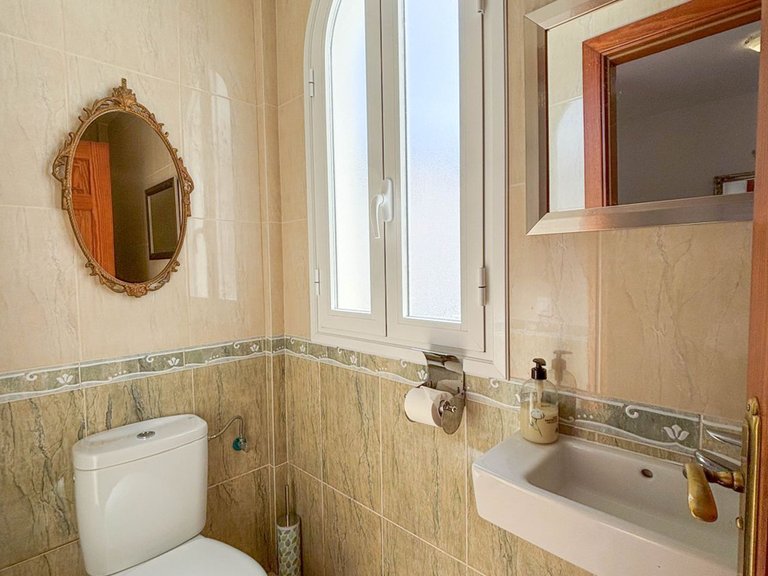 Villa for Sale in Adeje, Sta.cruz Tener. 42