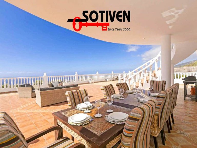 Villa for Sale in Adeje, Sta.cruz Tener. 8