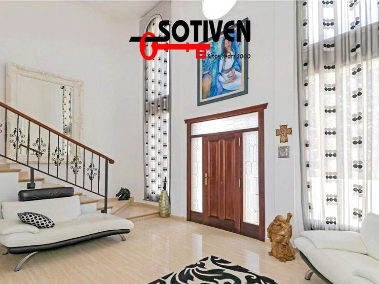Villa for Sale in Adeje, Sta.cruz Tener. 16
