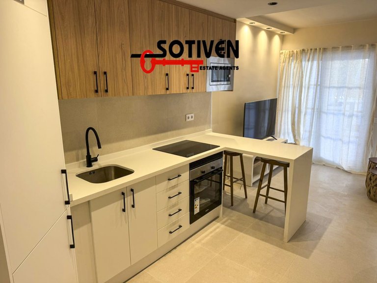 Apartment for Sale in Adeje, Sta.cruz Tener. 10