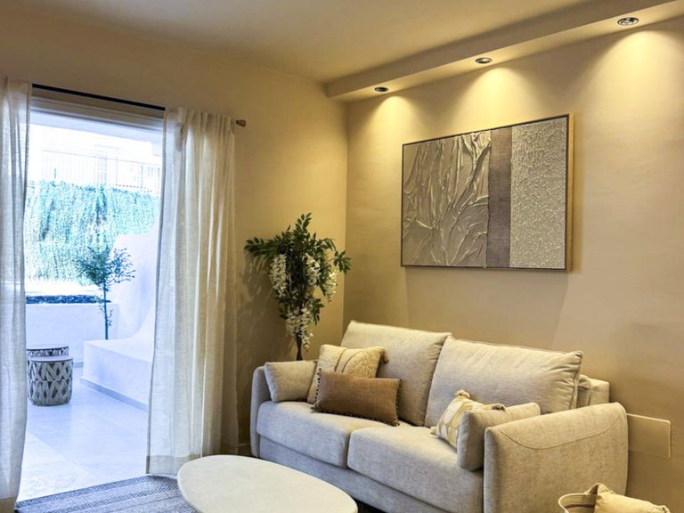 Apartment for Sale in Adeje, Sta.cruz Tener. 7