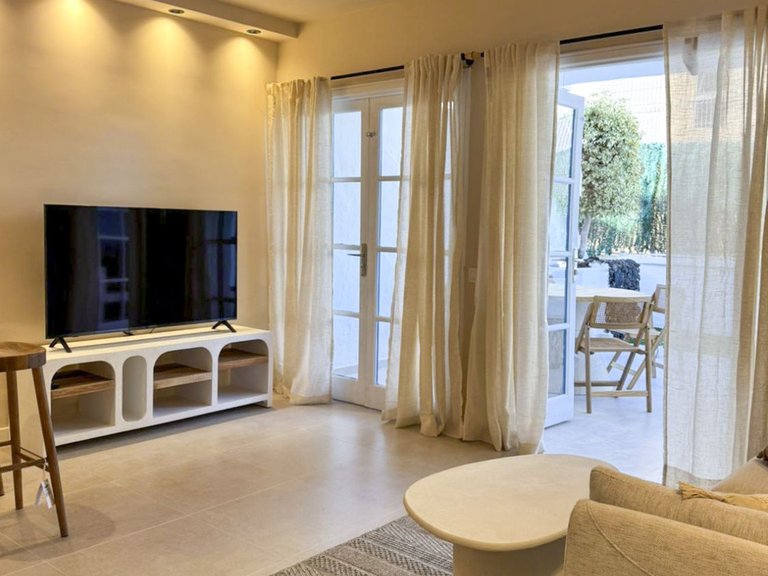 Apartment for Sale in Adeje, Sta.cruz Tener. 6
