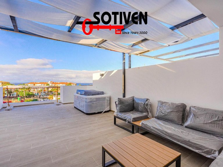 Town House for Sale in Guía De Isora, Sta.cruz Tener. 1
