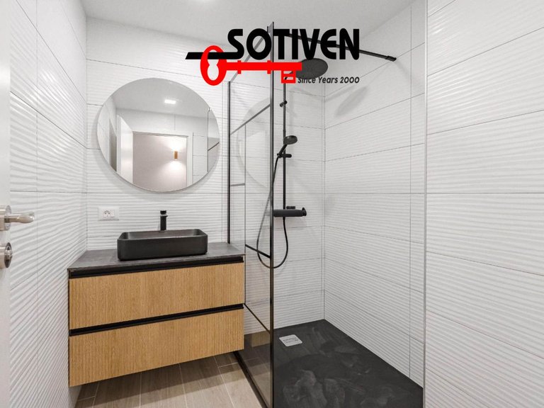Town House for Sale in Guía De Isora, Sta.cruz Tener. 12