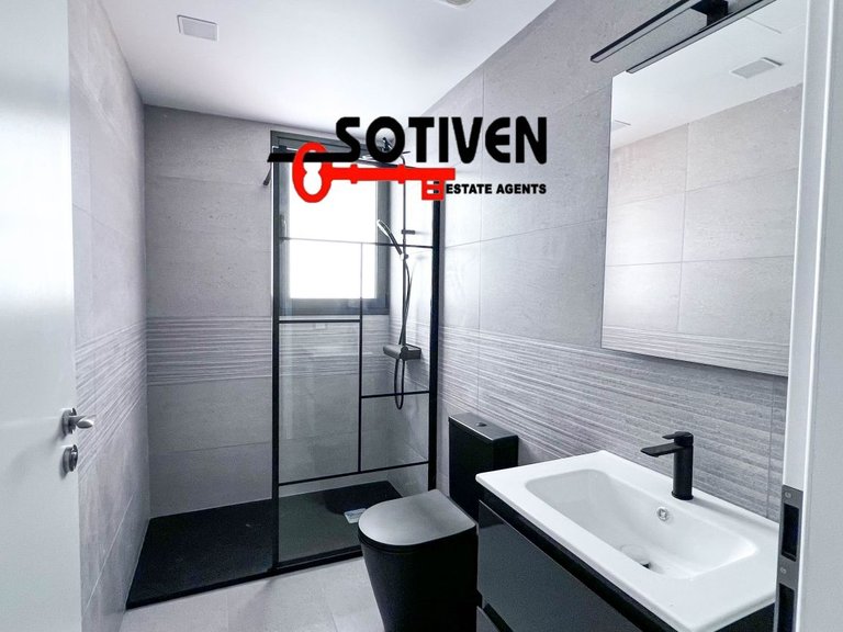 Town House for Sale in Guía De Isora, Sta.cruz Tener. 14
