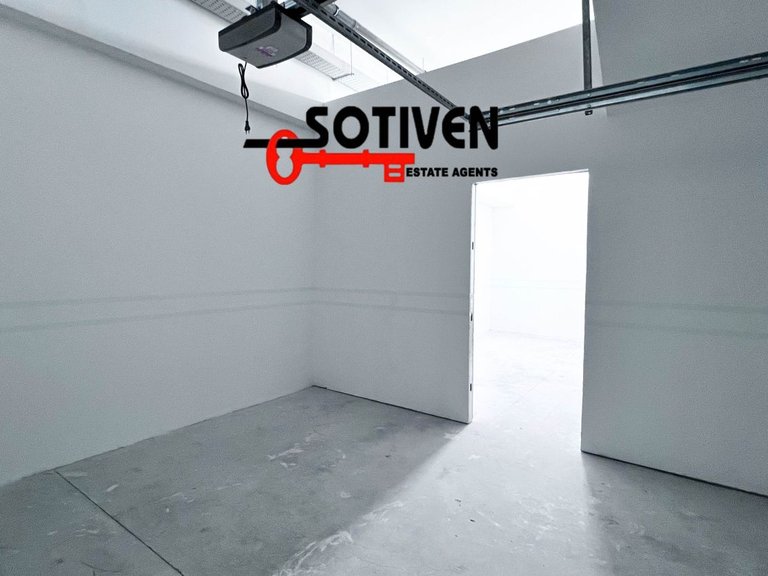 Town House for Sale in Guía De Isora, Sta.cruz Tener. 16