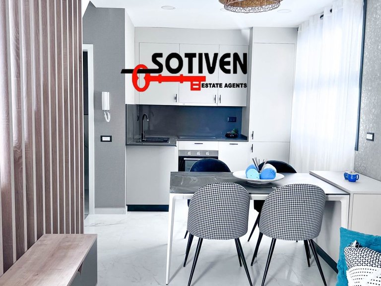 Town House for Sale in Guía De Isora, Sta.cruz Tener. 6