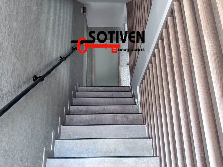 Town House for Sale in Guía De Isora, Sta.cruz Tener. 8