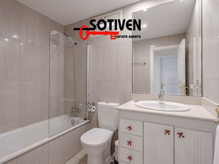 Apartment for Sale in Adeje, Sta.cruz Tener. 13