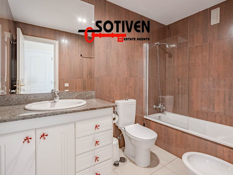 Apartment for Sale in Adeje, Sta.cruz Tener. 14
