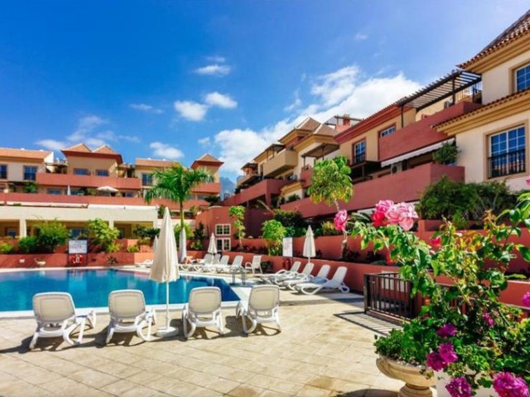 Apartment for Sale in Adeje, Sta.cruz Tener. 3