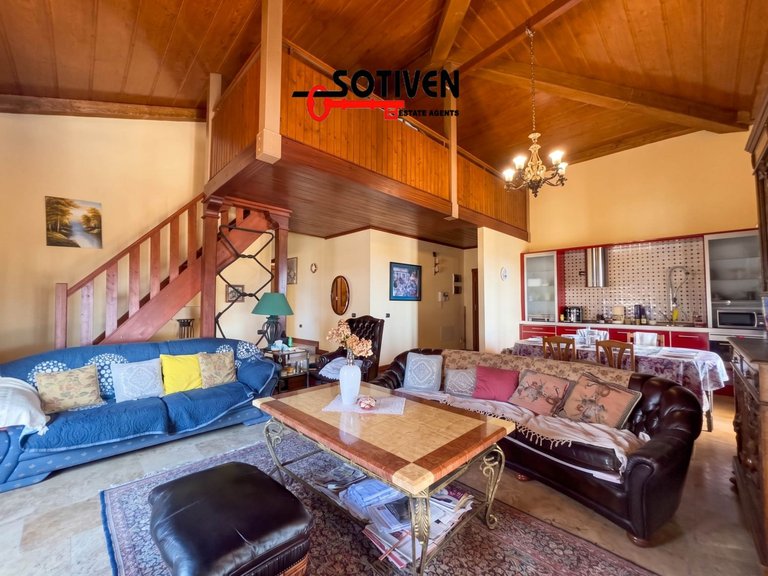 Villa for Sale in Adeje, Sta.cruz Tener. 11