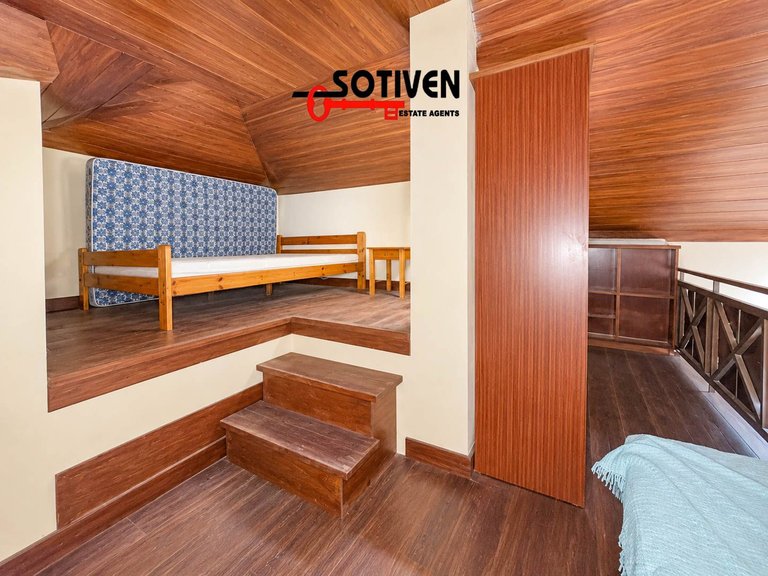 Villa for Sale in Adeje, Sta.cruz Tener. 28