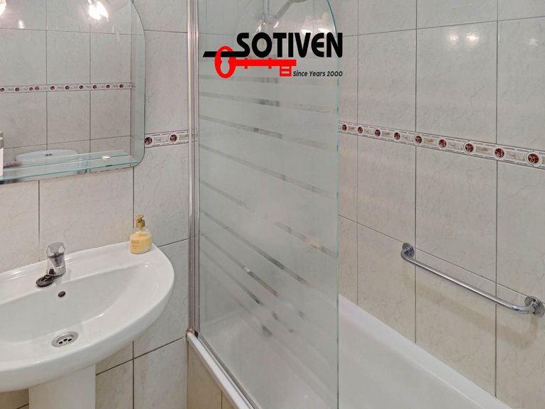 Apartment for Sale in Guía De Isora, Sta.cruz Tener. 22