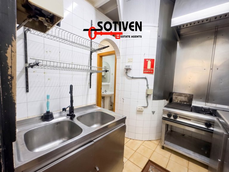 Commercial for Sale in Adeje, Sta.cruz Tener. 7
