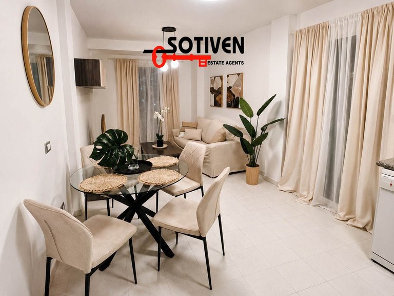 Apartment for Sale in Adeje, Sta.cruz Tener. 1